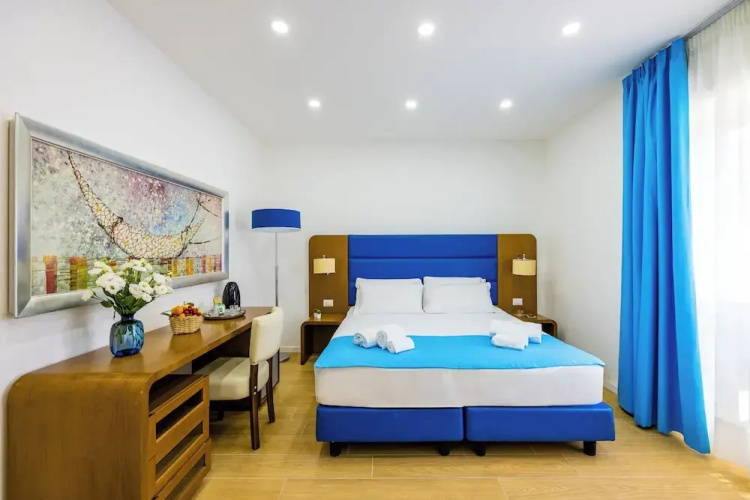 Carlo III guest house