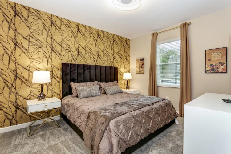 Champions Gate 9 Bdrm 5 BTH