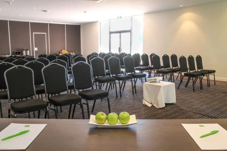 Ibis Styles Canberra Eaglehawk Hotel photo 21