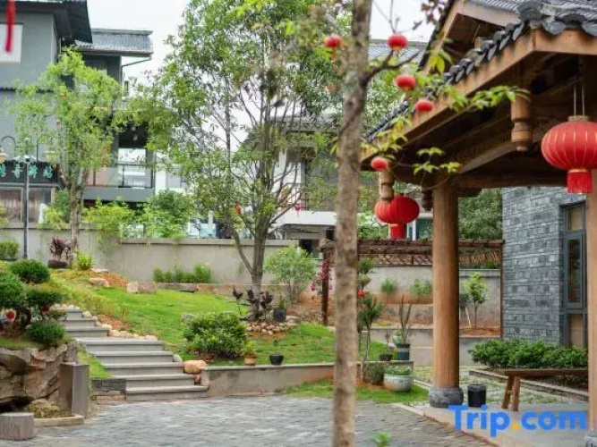Qingxiang Manchu Guesthouse