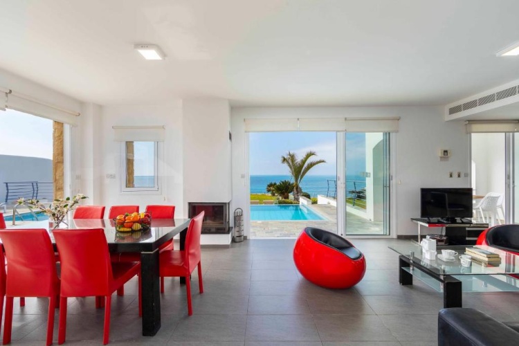 Deluxe Villa