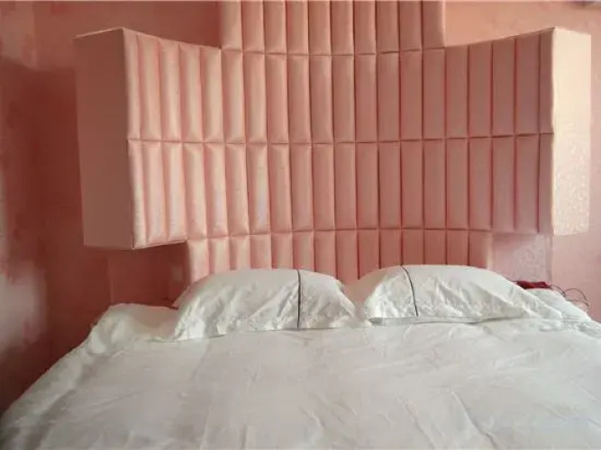 Xinjia Hotel