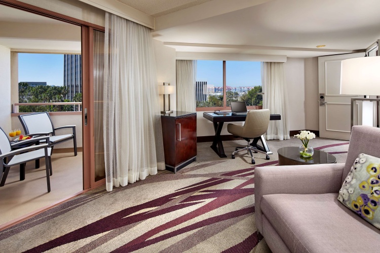 Hilton Long Beach photo 9