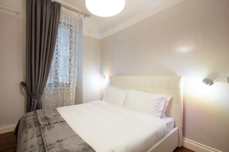 Modern and Elegant Flat Near Termini Station