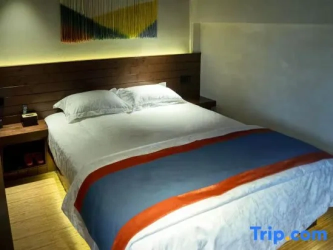 Standard Double room with view