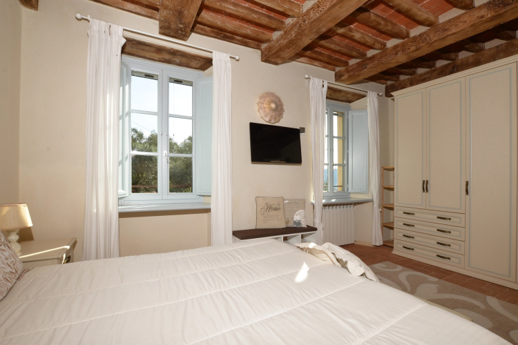 Alloro Grillo in Camaiore