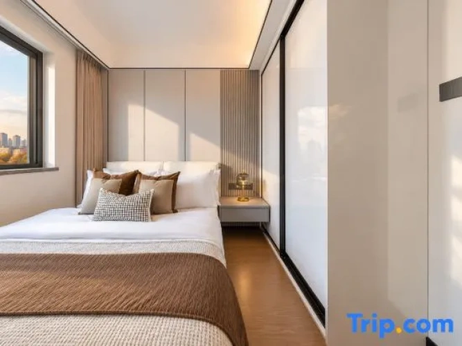 2 Bedrooms Deluxe Suite with balcony