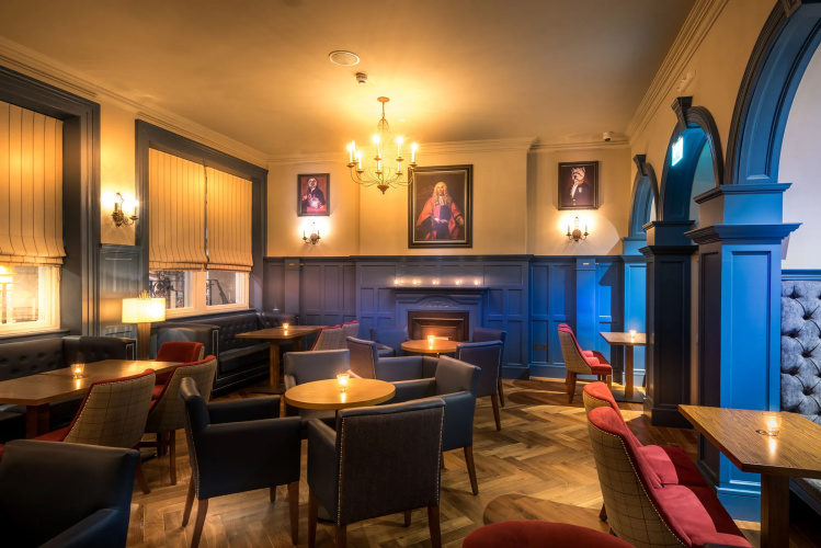 Bishop's Gate Hotel