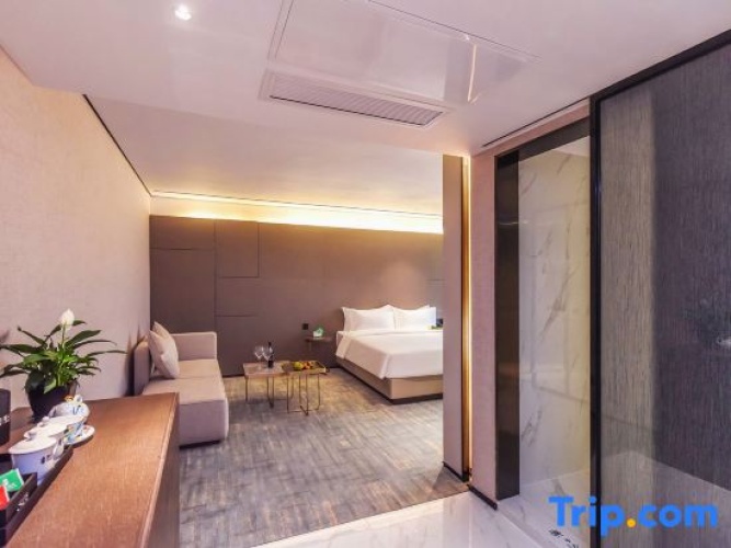 Luxury Suite