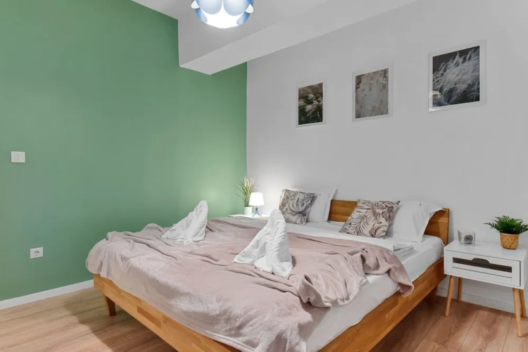 Family Apartment with balcony