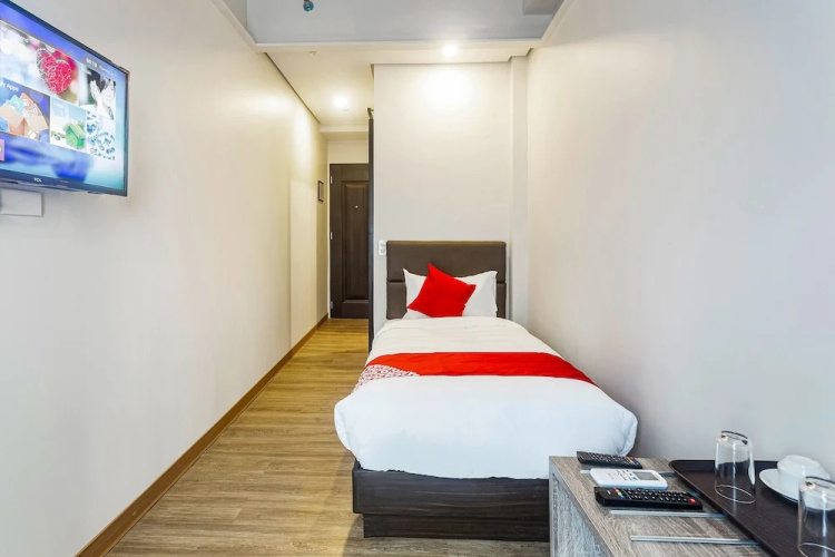 Oyo 241 Airo Hotel