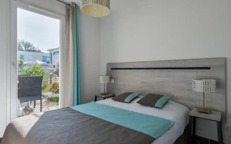 1 Bedroom Quadruple Apartment