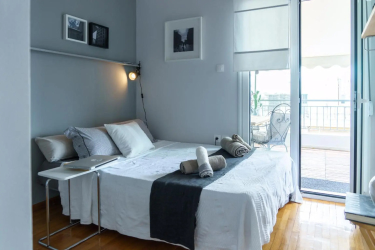 Small & cosy with Acropolis & Lycabettus view
