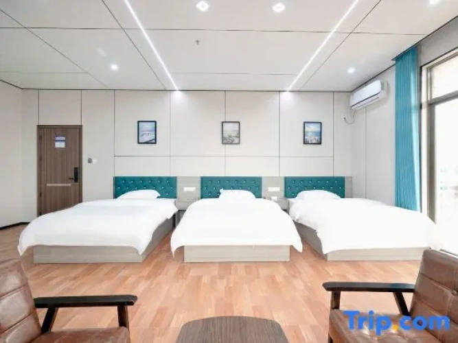 Triple Suite with balcony