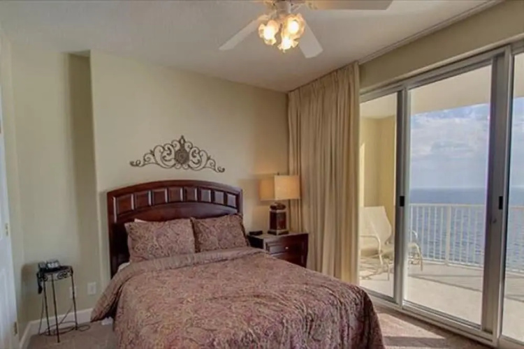 Ocean Villa 1105 716210 by RedAwning