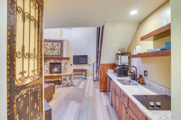 Studio w/ Fireplace: Walk to Downtown Cedar City!