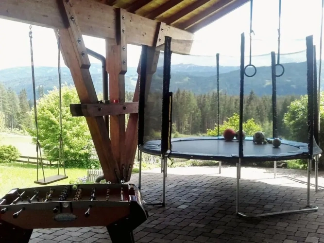 Apartment with mountain view