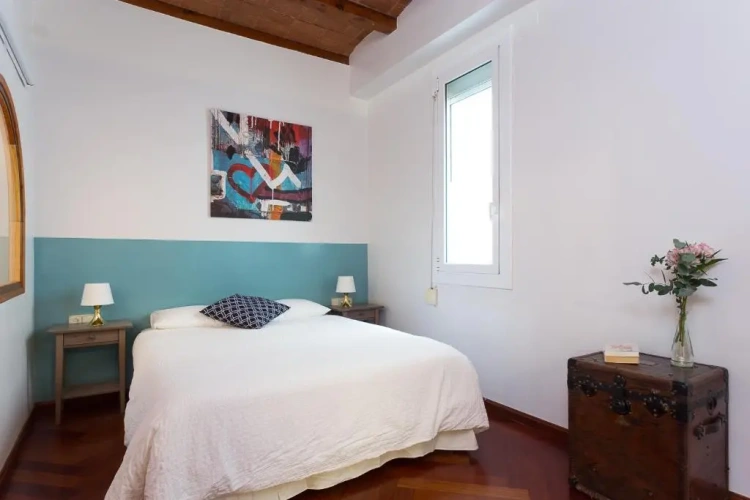 3 Bedrooms Apartment