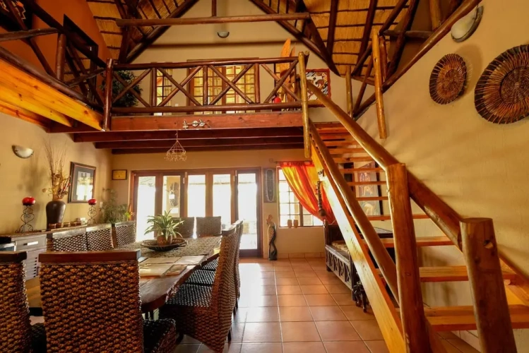 6 Bedrooms Cottage