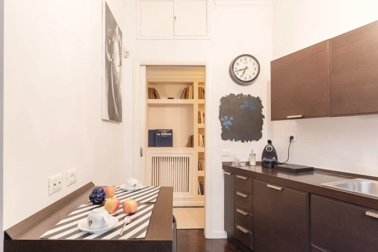 3 Bedrooms Apartment
