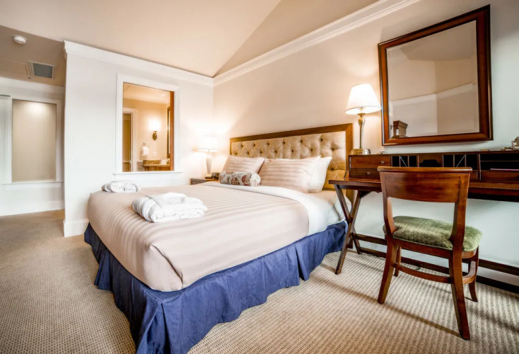 Poets Cove Resort & Spa