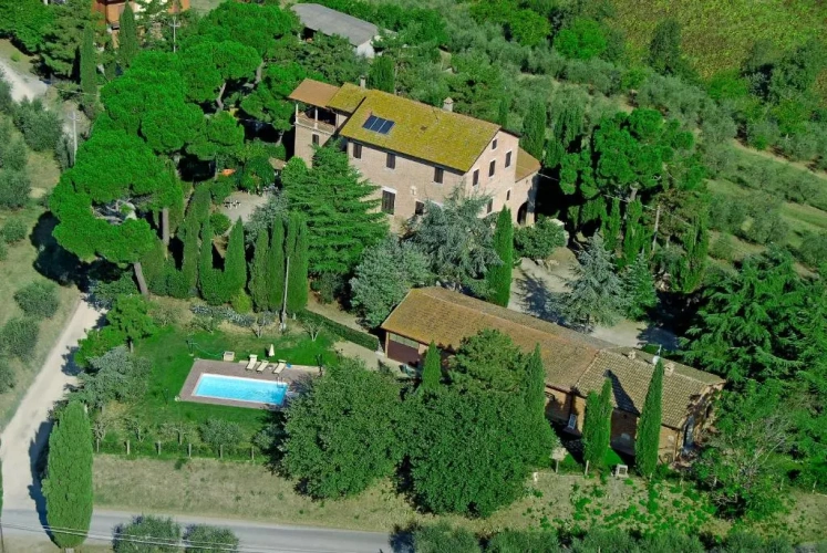 2 Bedrooms Duplex Villa