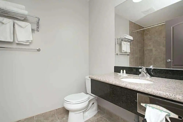 Alberta Inn & Suites
