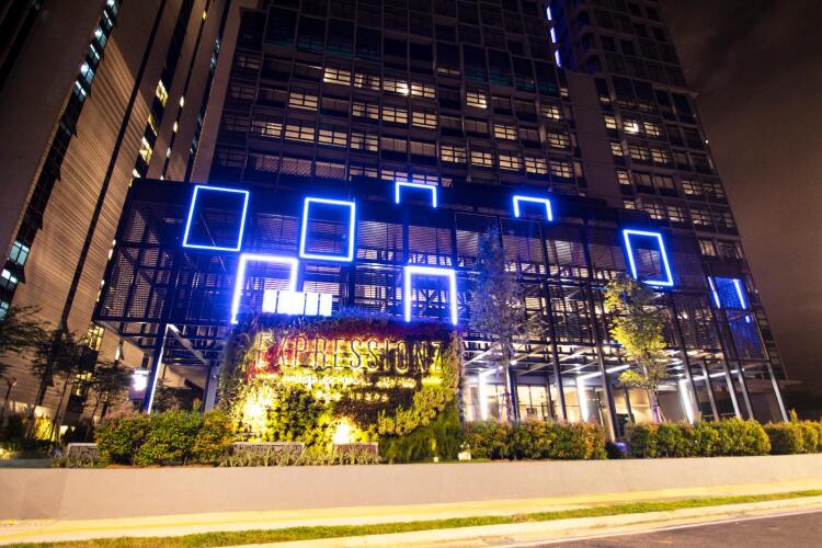 Expressionz Professional Suites by MyKey GlobalOver view