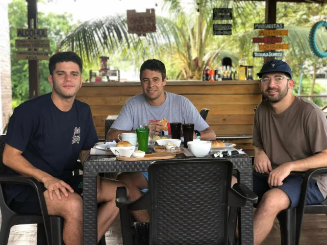 Tavarua Hotel