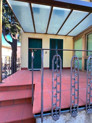 2 Bedrooms Cottage