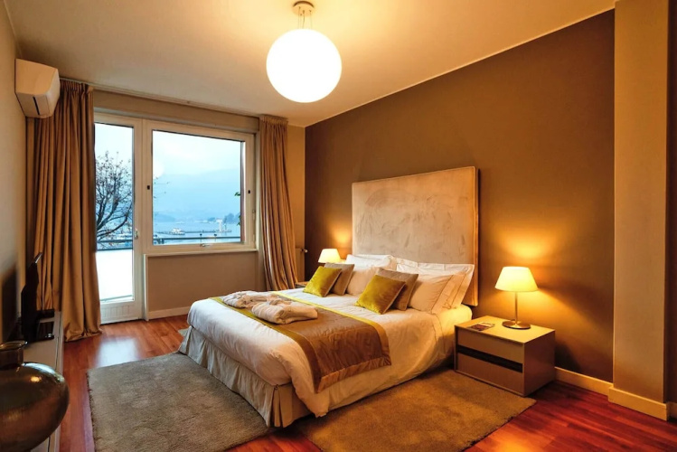 Como Lake Suites