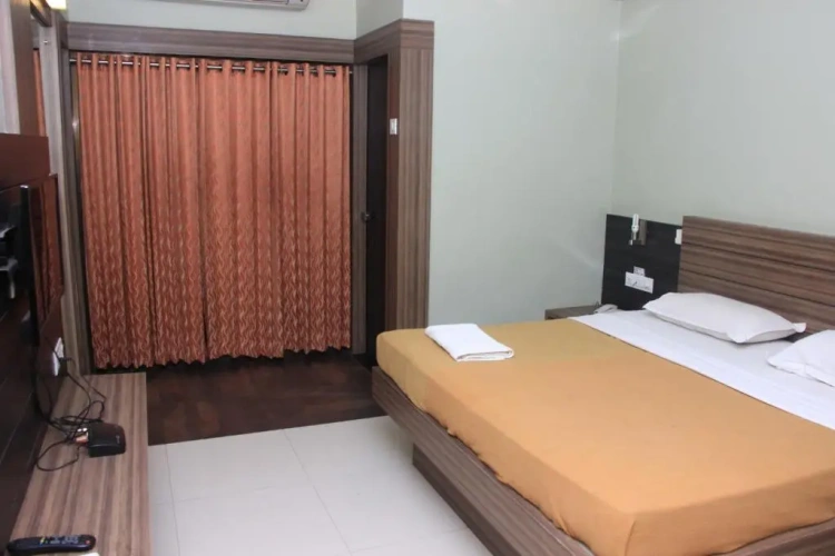 Deluxe Suite with view