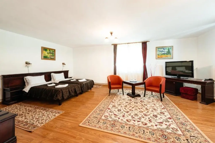 Quadruple Apartment