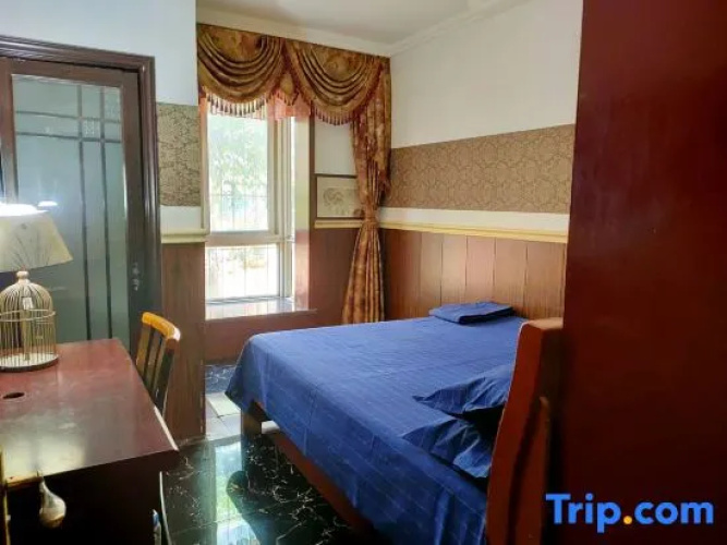 Phoenix Accommodation (Wuhan Communication College  Branch)