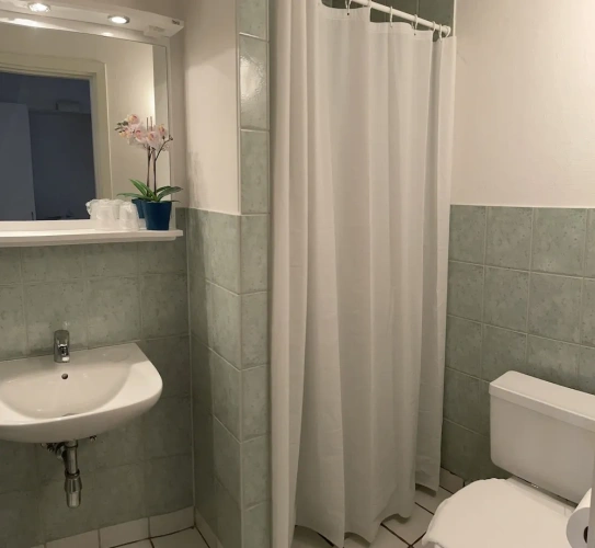 2 Bedrooms Standard Triple Family room