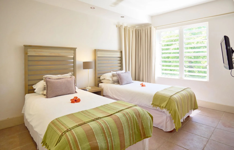 Cape Point Seafront Suites & Penthouse with LOV