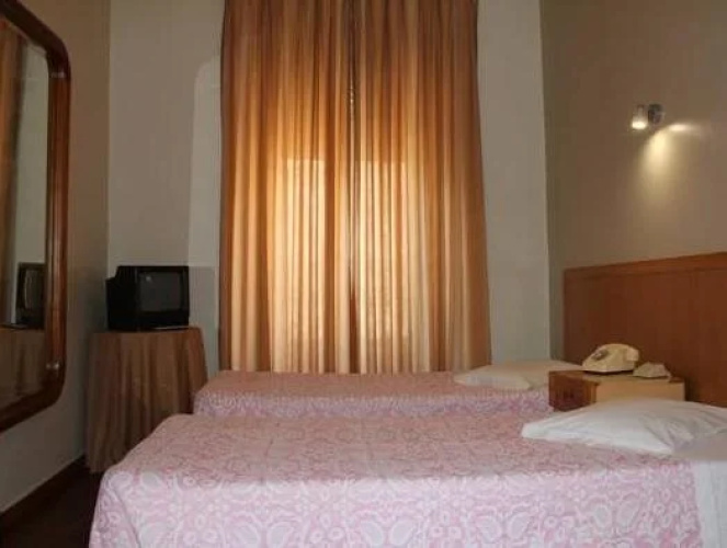 Residencial Dom José, Lda