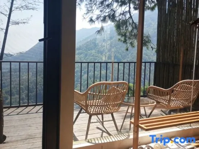 Standard Double room with view