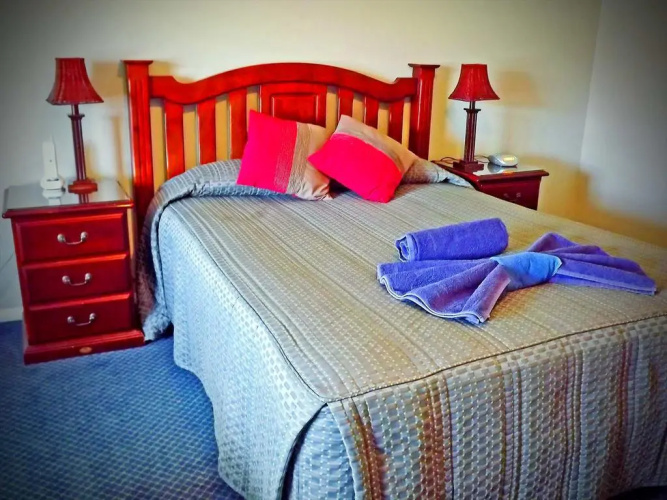 Castlereagh Lodge Motel