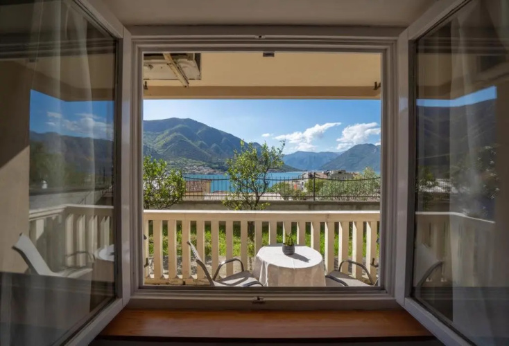 3M - Stylish studio apartment with terrace