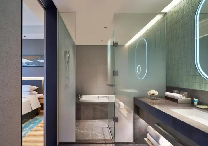 Double Suite