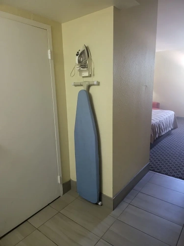 1 Bedroom Suite
