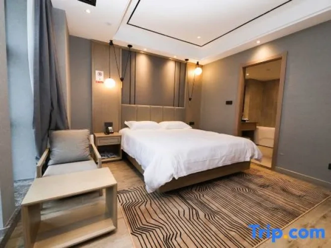 Deluxe Double Suite