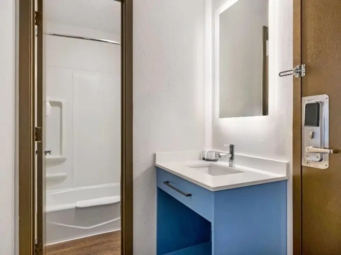 Quadruple Suite