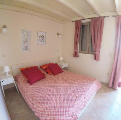Arapakis Apartment