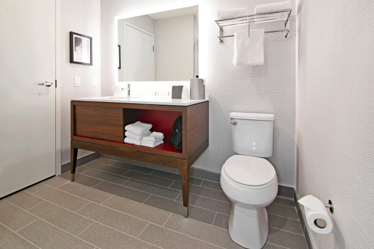 Holiday Inn & Suites Calgary Airport North photo 11