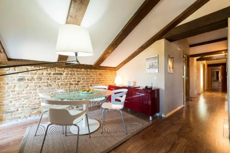 Quadruple Suite
