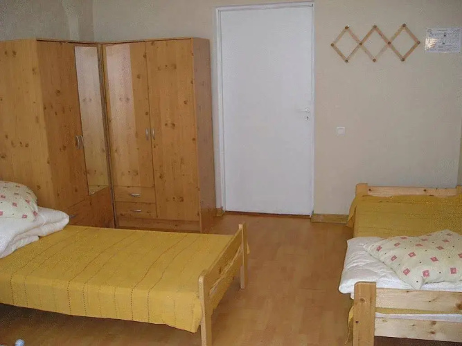 Happy Hostel