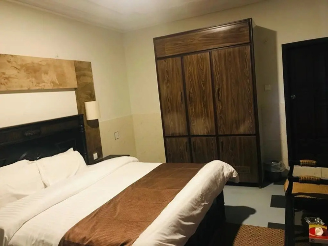 Hotel One Mall Road Murree