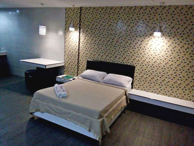 New Winston Hotel